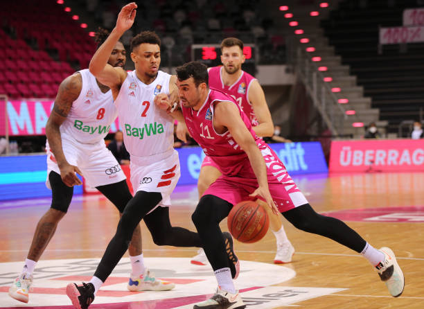 次热泪盈眶 次热泪盈眶