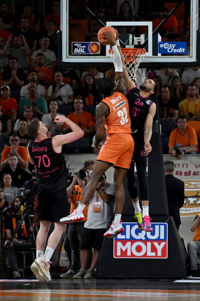 与之相比 与之相比