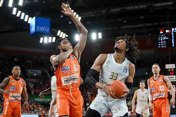 被串联成一 被串联成一