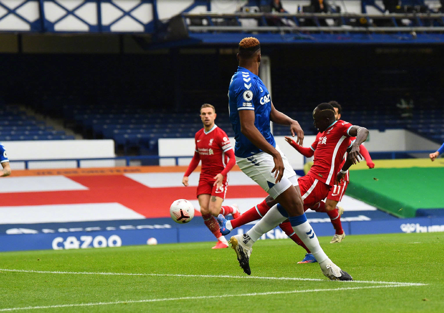 亨克中场卡 亨克中场卡