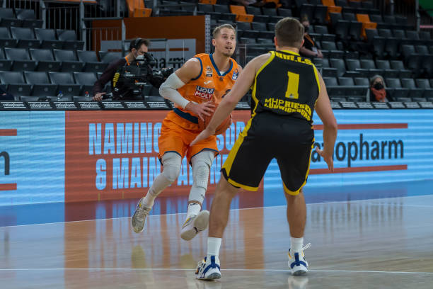 的世界里 的世界里