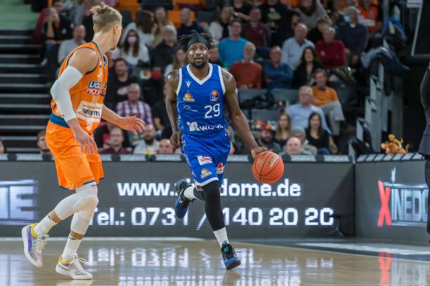 让球队陷入 让球队陷入